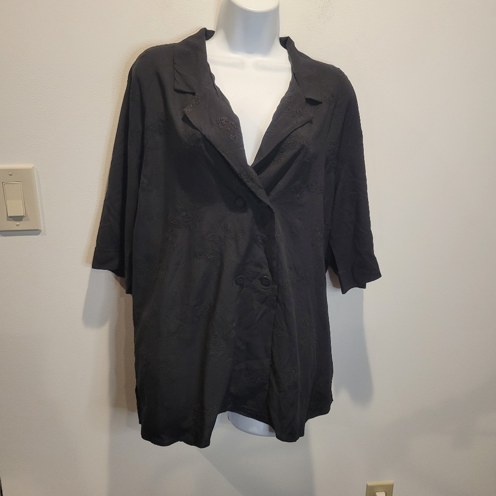 Ines de la fressange x uniqlo size L black on black embroidery blouse